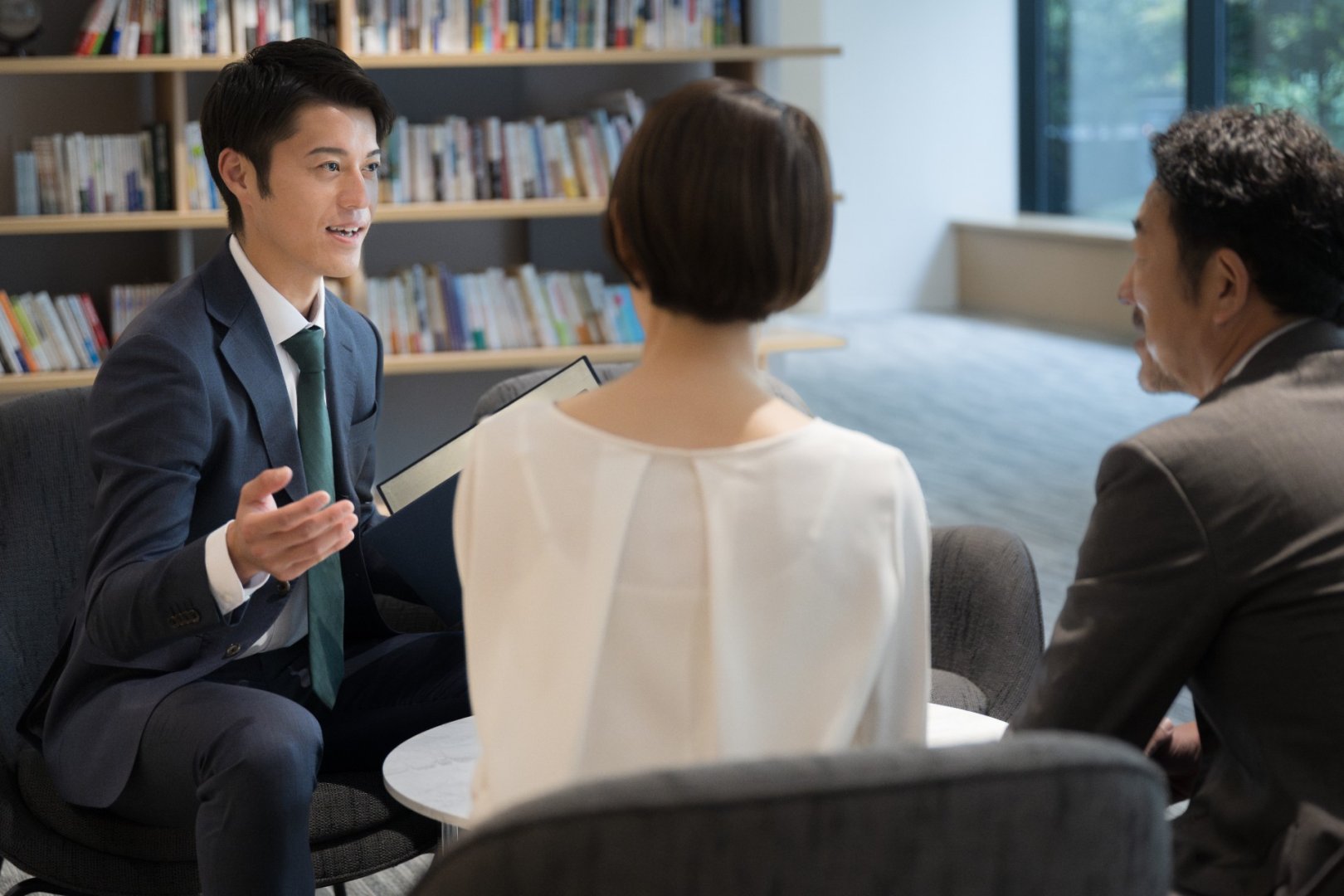 TOPスライド画像02